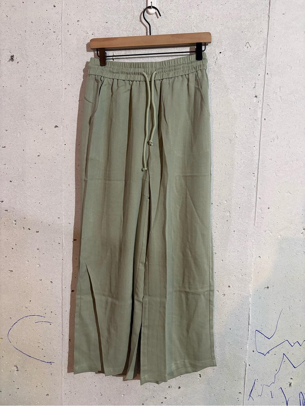 Halara High Waisted Drawstring Pocket Wide Leg Baggy Casual Pants | Size: SP